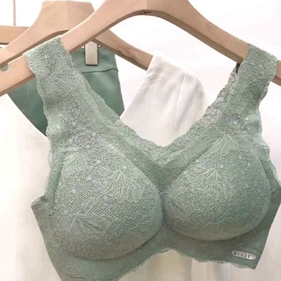 Kissy bralette set - Picture 6 of 7